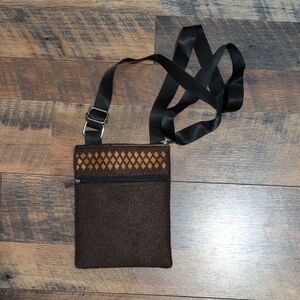 Elegant Brown Crossbody Bag